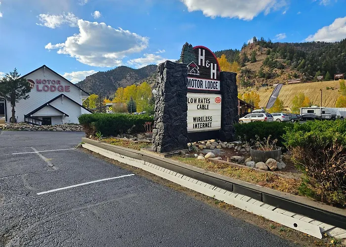 H&H Motor Lodge